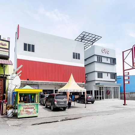 Super Oyo 360 Mangaan Residence Medan Exterior photo
