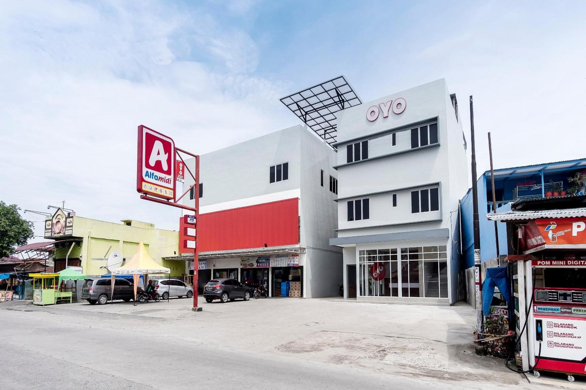 Super Oyo 360 Mangaan Residence Medan Exterior photo
